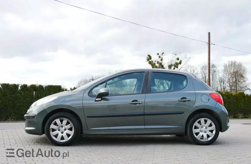 PEUGEOT 207 
