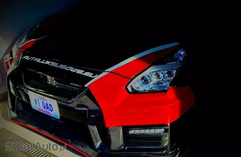 NISSAN Gt-r 
