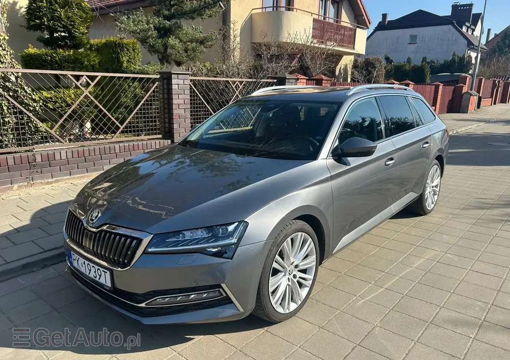 SKODA Superb 2.0 TSI DSG Style