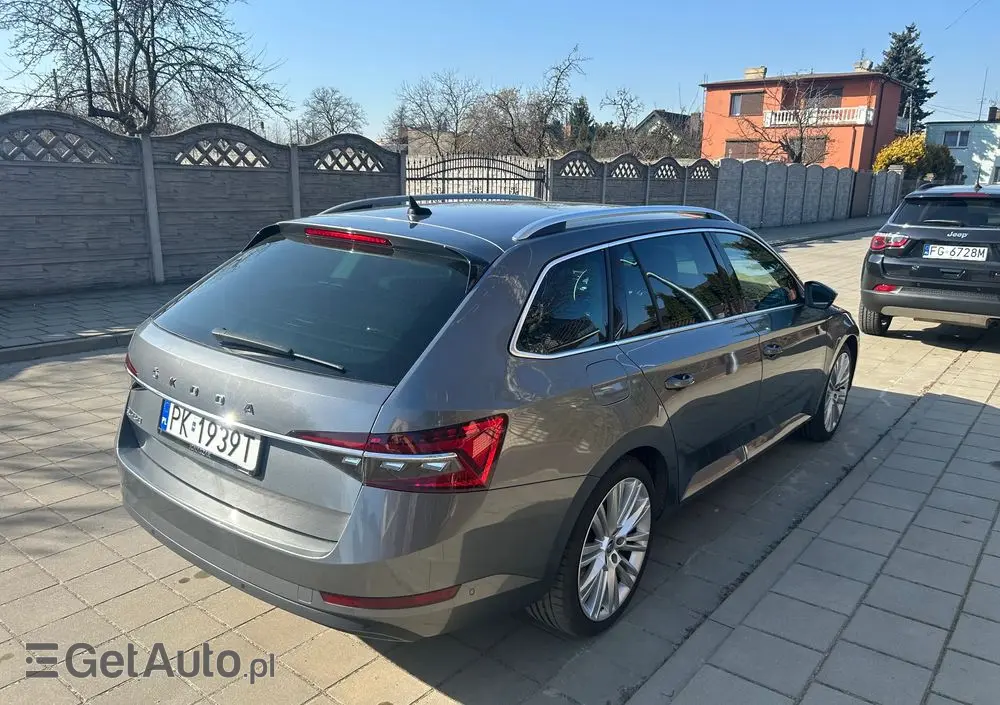 SKODA Superb 2.0 TSI DSG Style