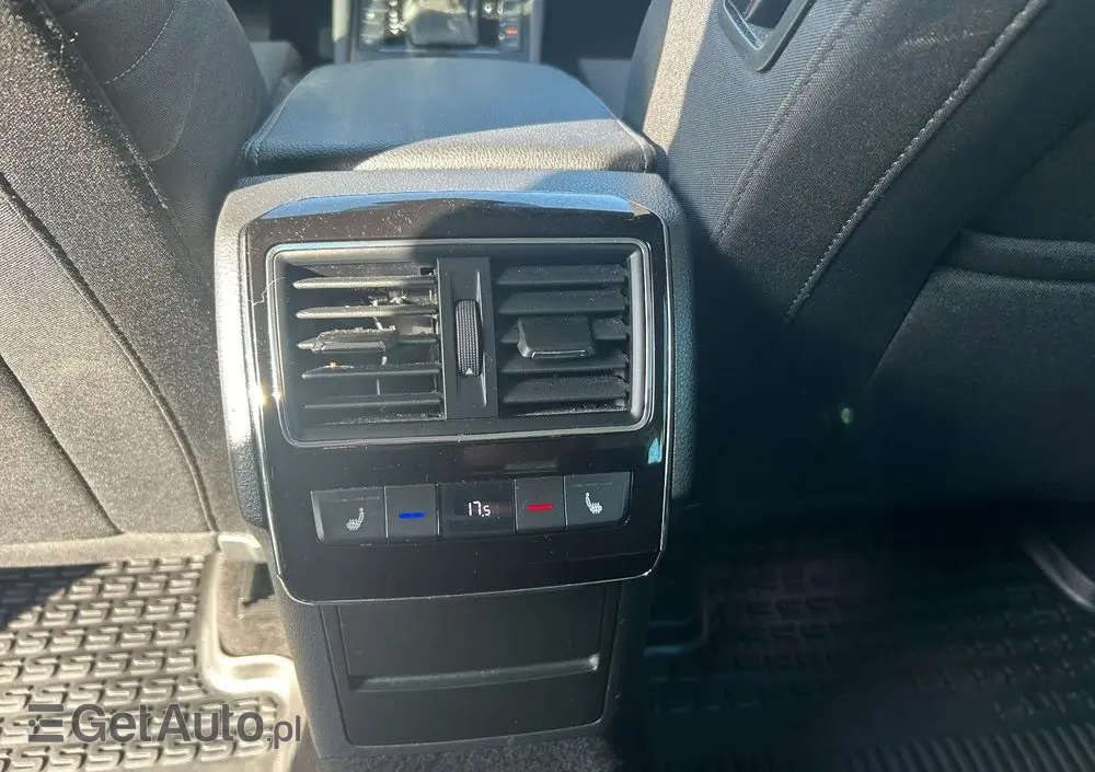 SKODA Superb 2.0 TSI DSG Style