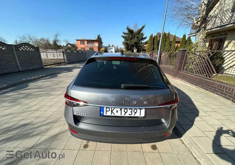 SKODA Superb 2.0 TSI DSG Style