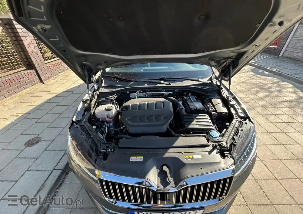 SKODA Superb 2.0 TSI DSG Style