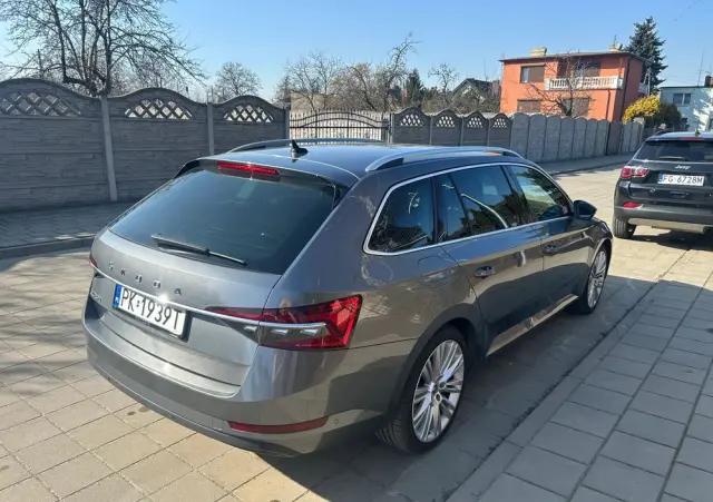 SKODA Superb 2.0 TSI DSG Style
