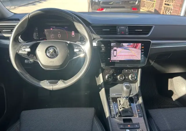 SKODA Superb 2.0 TSI DSG Style