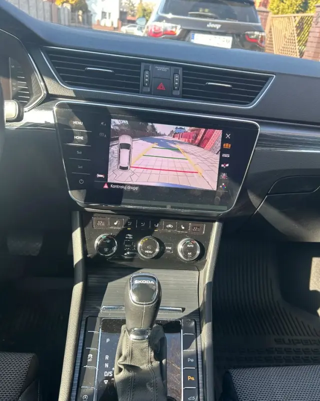 SKODA Superb 2.0 TSI DSG Style