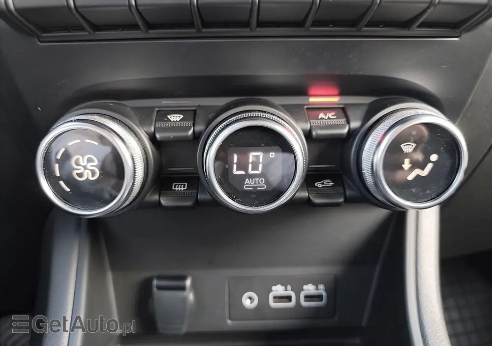 RENAULT Captur 1.0 TCe Equilibre