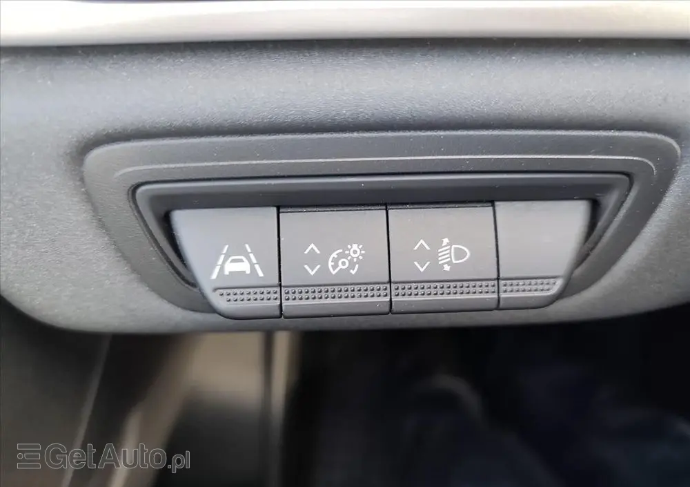 RENAULT Captur 1.0 TCe Equilibre