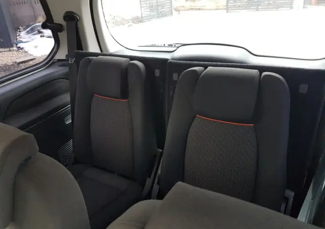 FORD Galaxy 2.0 Champions Edition