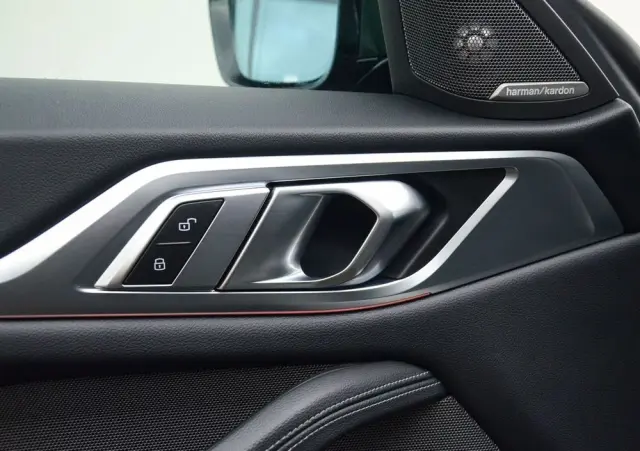 BMW Seria 4 430i xDrive M Sport sport