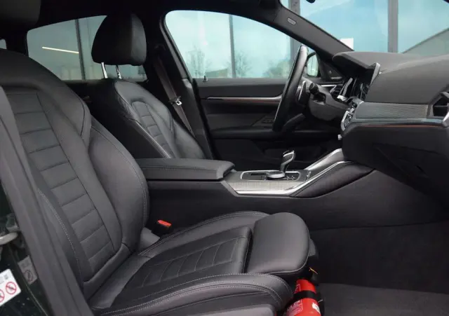 BMW Seria 4 430i xDrive M Sport sport