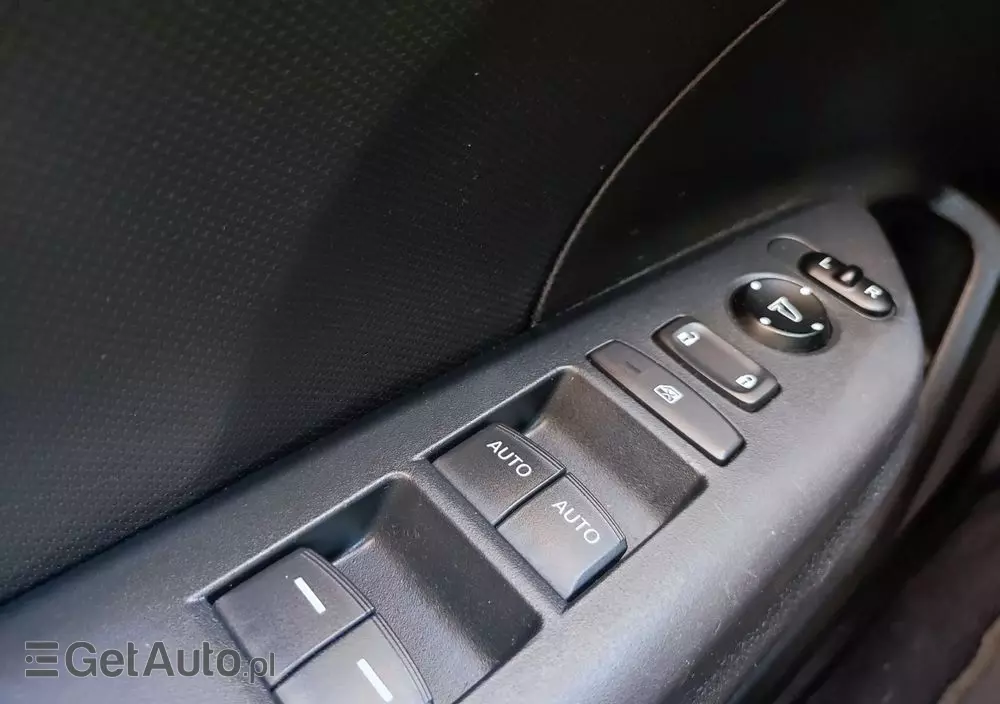 HONDA Civic 2.0 i-VTEC LX CVT