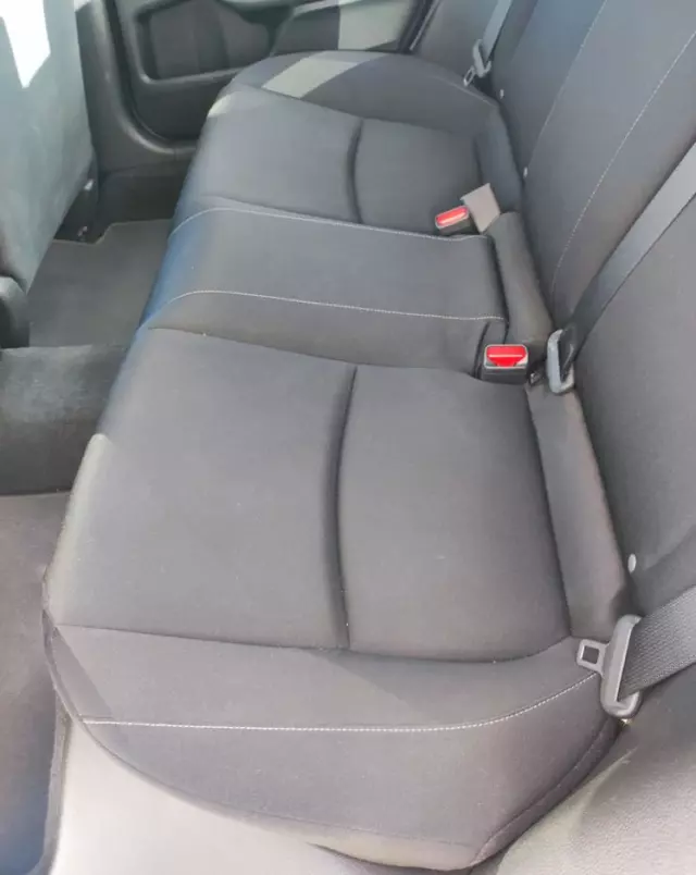 HONDA Civic 2.0 i-VTEC LX CVT