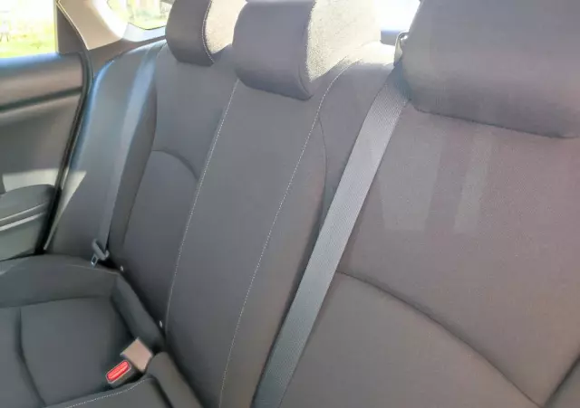 HONDA Civic 2.0 i-VTEC LX CVT