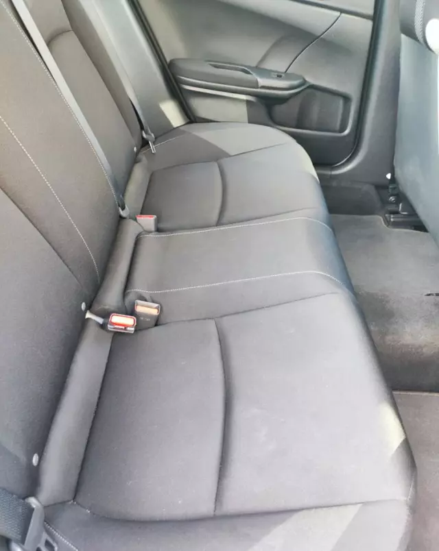 HONDA Civic 2.0 i-VTEC LX CVT