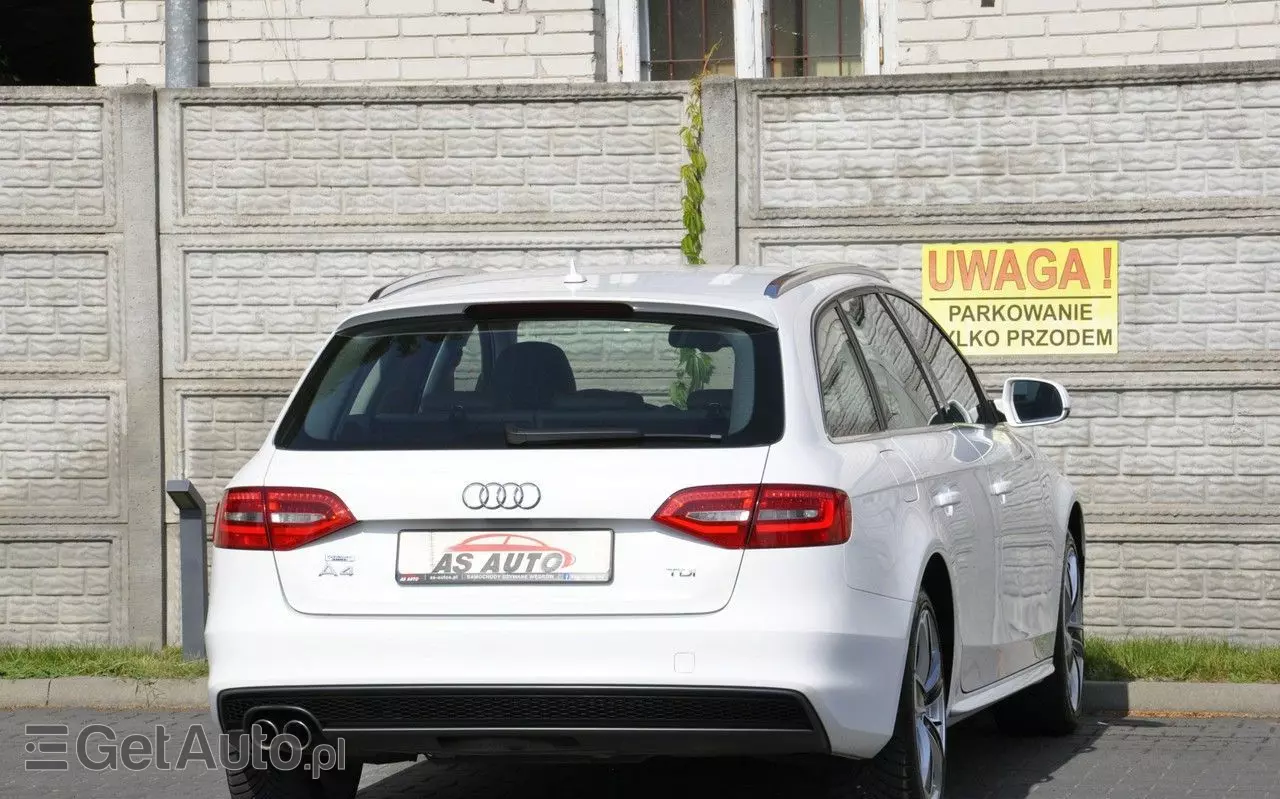 AUDI A4 