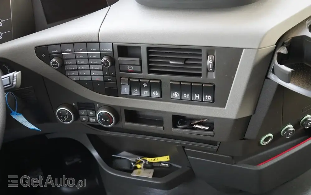 VOLVO FH 460 / FIRANKA 7,4 M  SOLÓWKA / I-SAVE / KLIMA POSTOJOWA / OŚ PODNOSZONA I SKRĘTNA / WIELTON / 