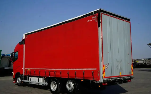 VOLVO FH 460 / FIRANKA 7,4 M  SOLÓWKA / I-SAVE / KLIMA POSTOJOWA / OŚ PODNOSZONA I SKRĘTNA / WIELTON / 