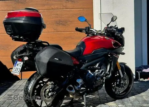 YAMAHA Tracer 
