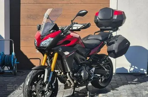 YAMAHA Tracer 
