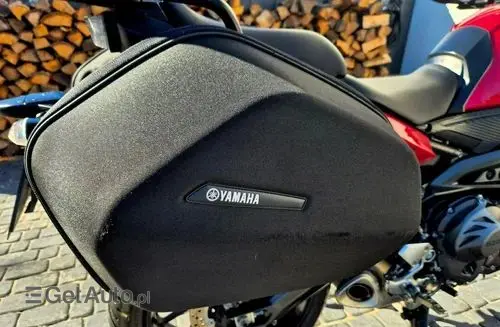 YAMAHA Tracer 