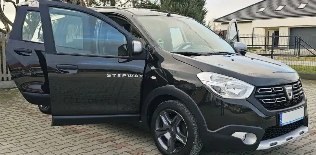 DACIA Lodgy 1.2 TCe Stepway S&S EU6