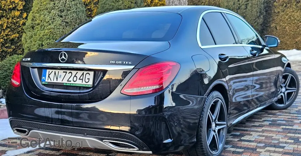 MERCEDES-BENZ Klasa C 220 (BlueTEC) d 7G-TRONIC AMG Line