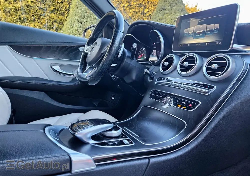 MERCEDES-BENZ Klasa C 220 (BlueTEC) d 7G-TRONIC AMG Line