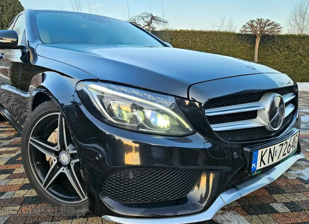 MERCEDES-BENZ Klasa C 220 (BlueTEC) d 7G-TRONIC AMG Line