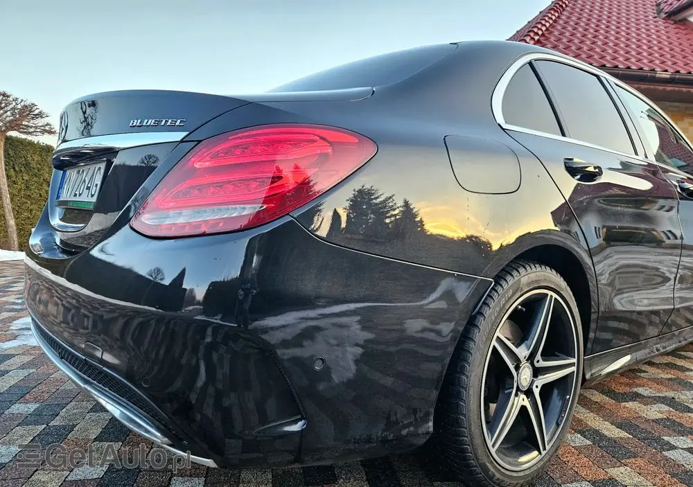 MERCEDES-BENZ Klasa C 220 (BlueTEC) d 7G-TRONIC AMG Line