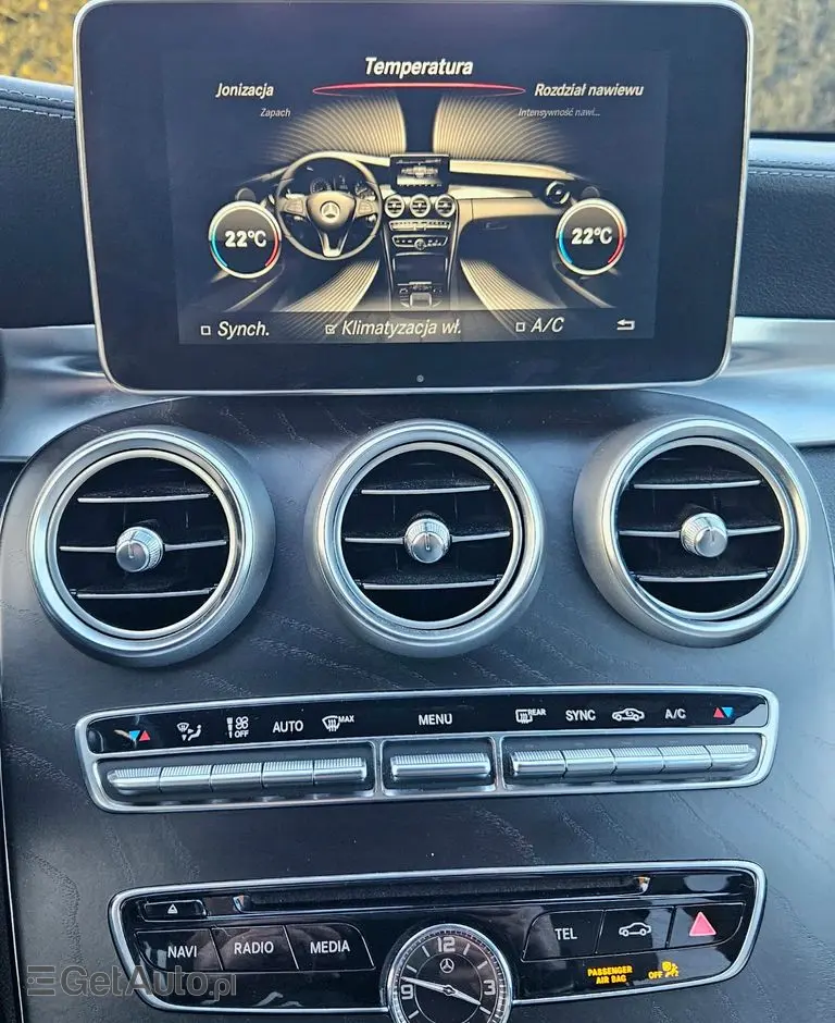 MERCEDES-BENZ Klasa C 220 (BlueTEC) d 7G-TRONIC AMG Line