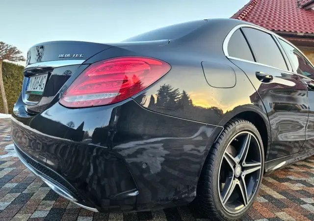 MERCEDES-BENZ Klasa C 220 (BlueTEC) d 7G-TRONIC AMG Line