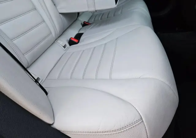 MERCEDES-BENZ Klasa C 220 (BlueTEC) d 7G-TRONIC AMG Line