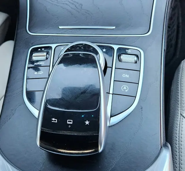 MERCEDES-BENZ Klasa C 220 (BlueTEC) d 7G-TRONIC AMG Line