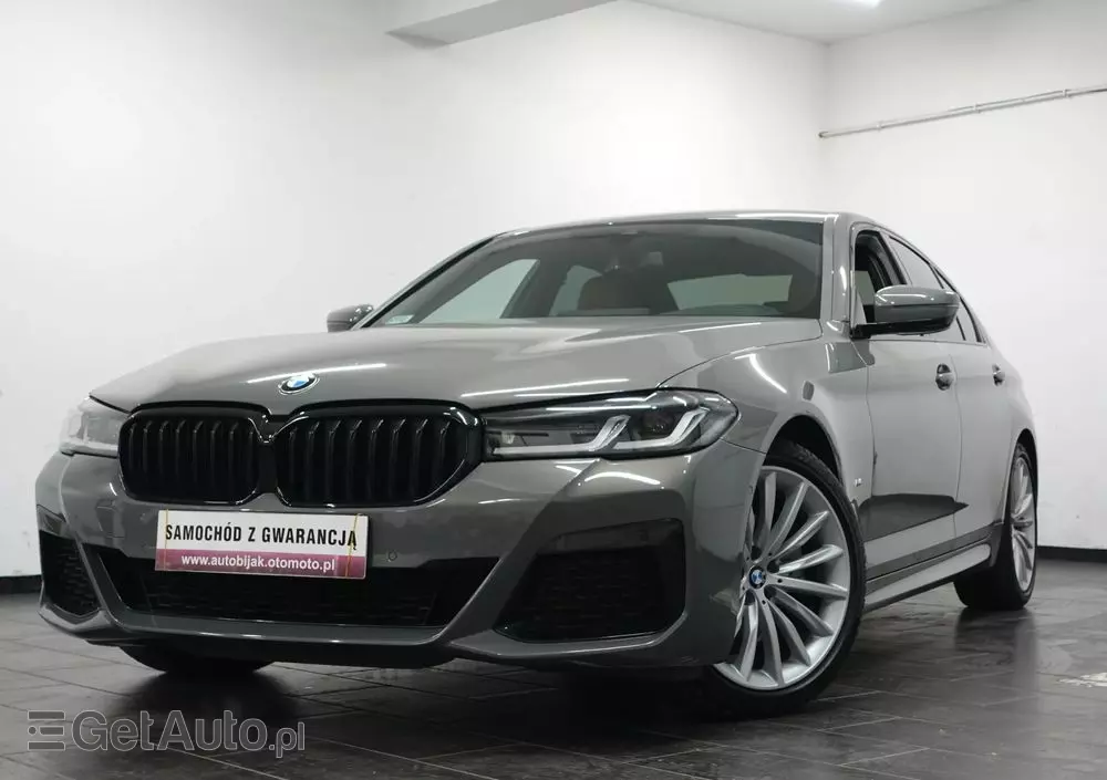 BMW Seria 5 520d xDrive M Sport sport