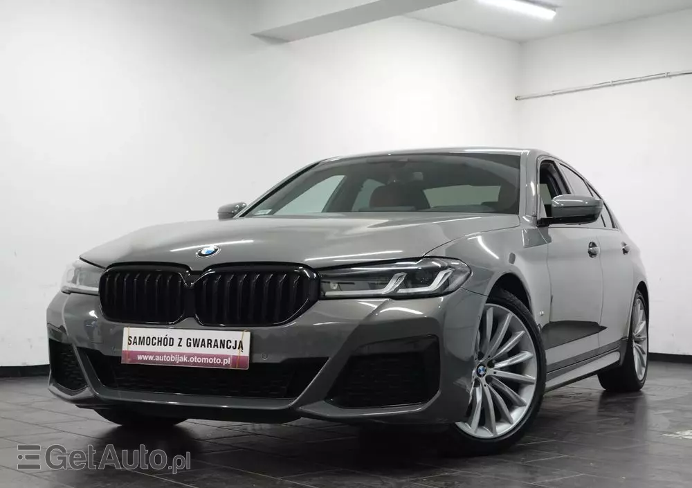 BMW Seria 5 520d xDrive M Sport sport