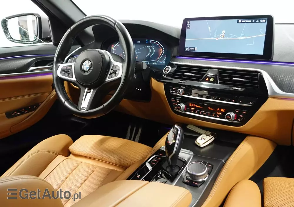 BMW Seria 5 520d xDrive M Sport sport