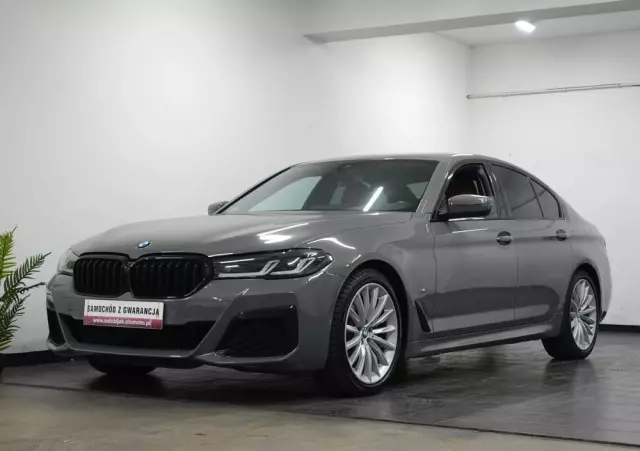 BMW Seria 5 520d xDrive M Sport sport