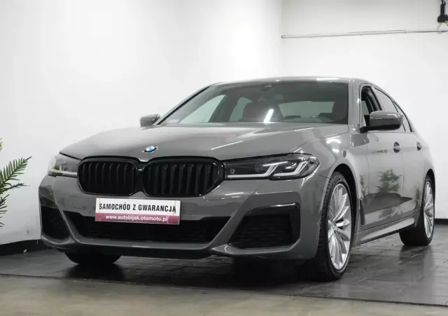 BMW Seria 5 520d xDrive M Sport sport