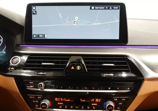 BMW Seria 5 520d xDrive M Sport sport