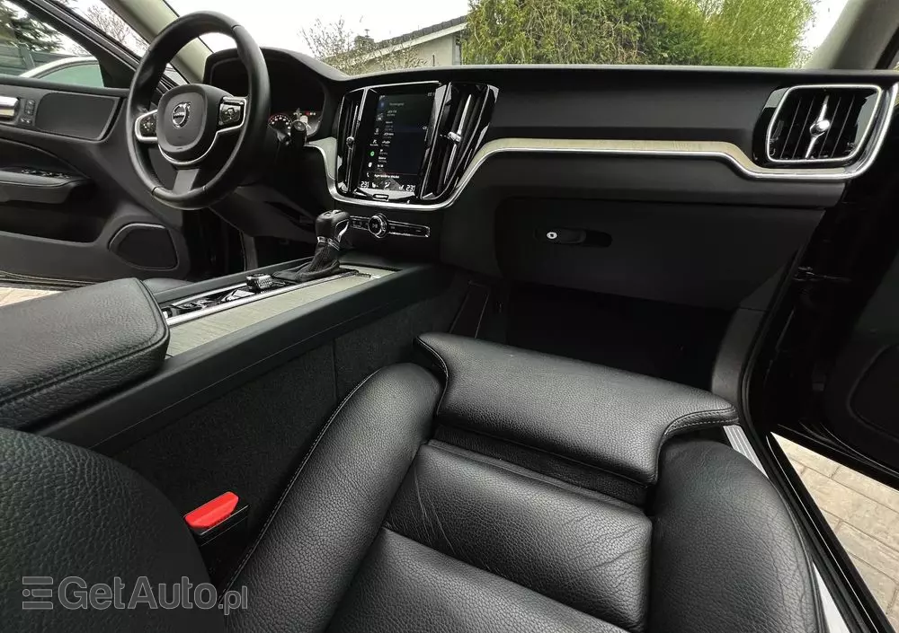 VOLVO V60 D4 Inscription