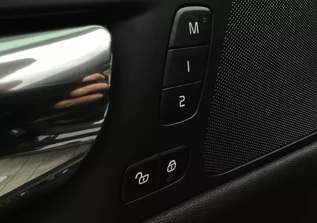 VOLVO V60 D4 Inscription