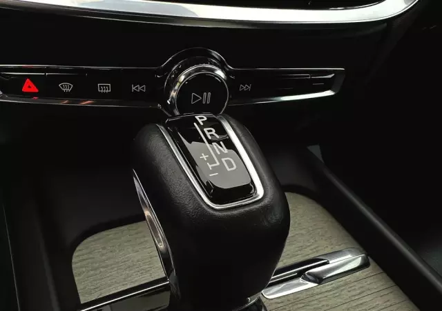 VOLVO V60 D4 Inscription