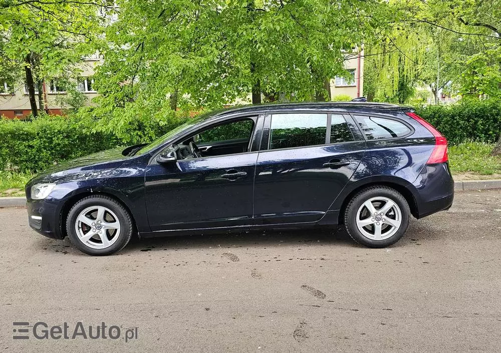 VOLVO V60 D2 Geartronic Kinetic