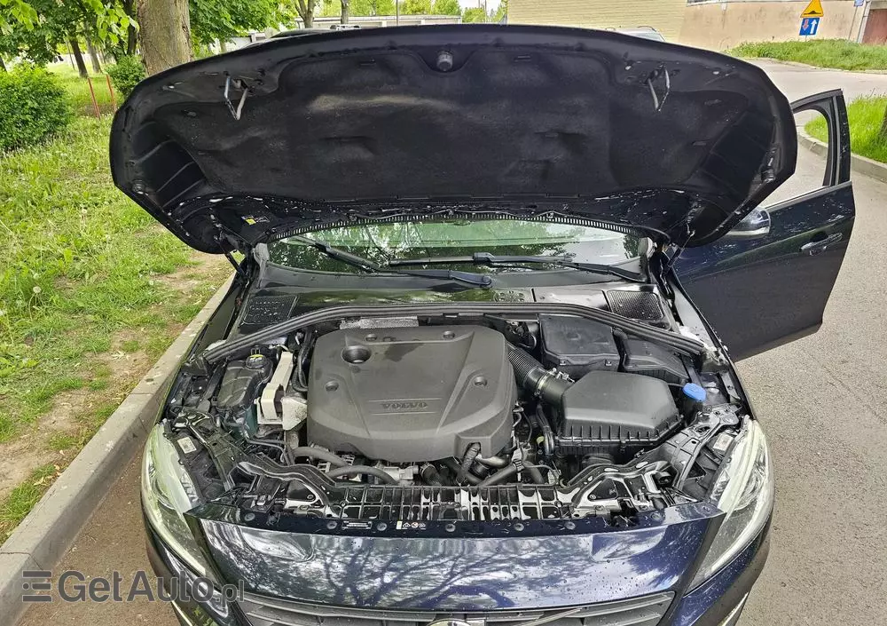 VOLVO V60 D2 Geartronic Kinetic