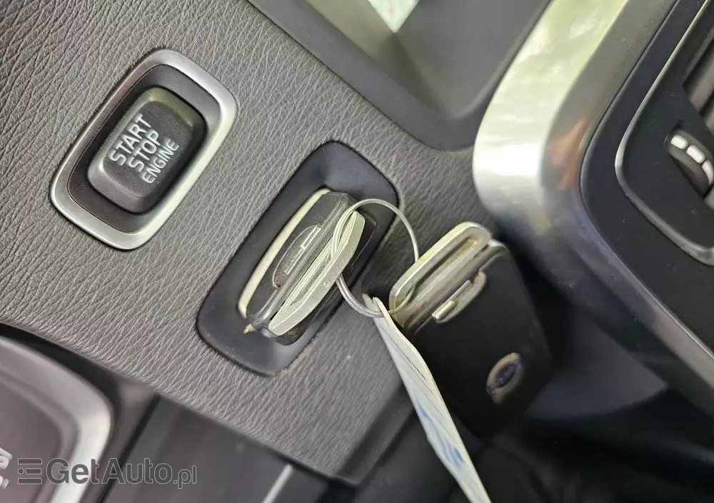 VOLVO V60 D2 Geartronic Kinetic