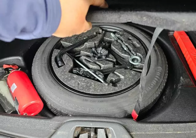 VOLVO V60 D2 Geartronic Kinetic