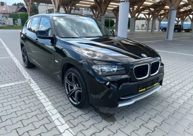 BMW X1 SDrive18d