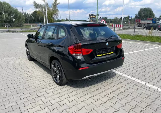 BMW X1 SDrive18d