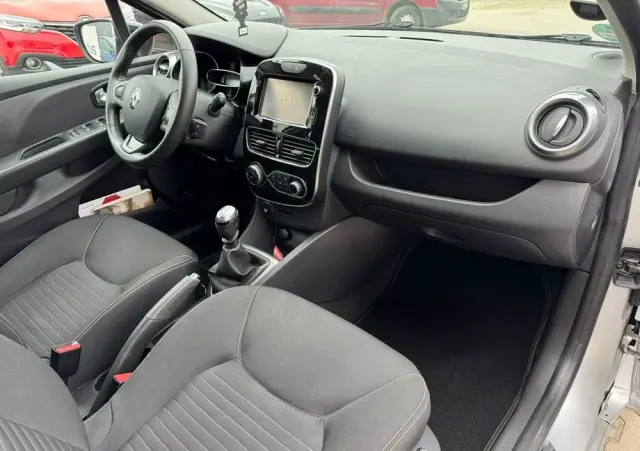 RENAULT Clio ENERGY TCe 120 LIMITED 2018